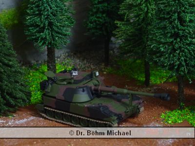 M109 - 01.jpg